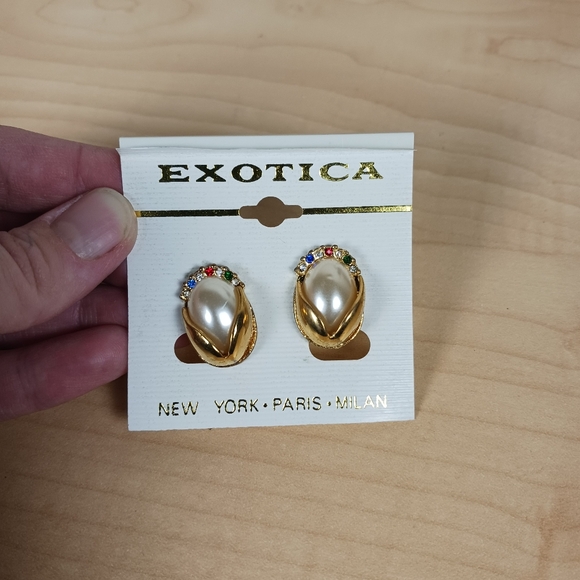 Exotica Jewelry - Vtg Exotica Gold Tone Faux Pearl Rhinestone Accent Earrings MCM Tulip Style